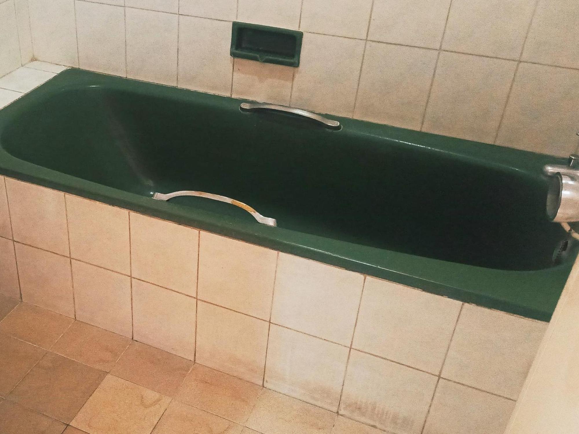 Hotel Wijaya Purwokerto Bagian luar foto