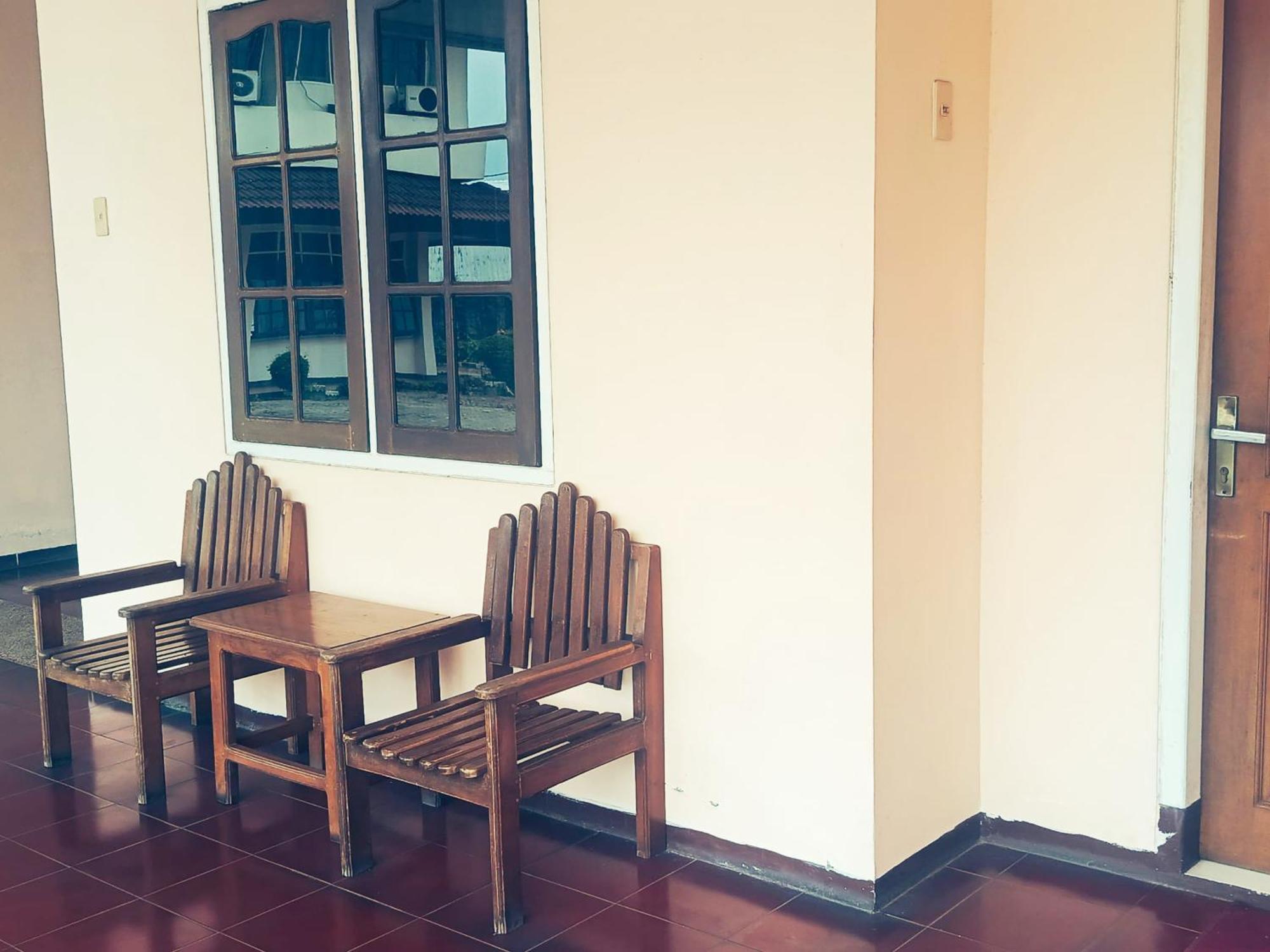 Hotel Wijaya Purwokerto Bagian luar foto