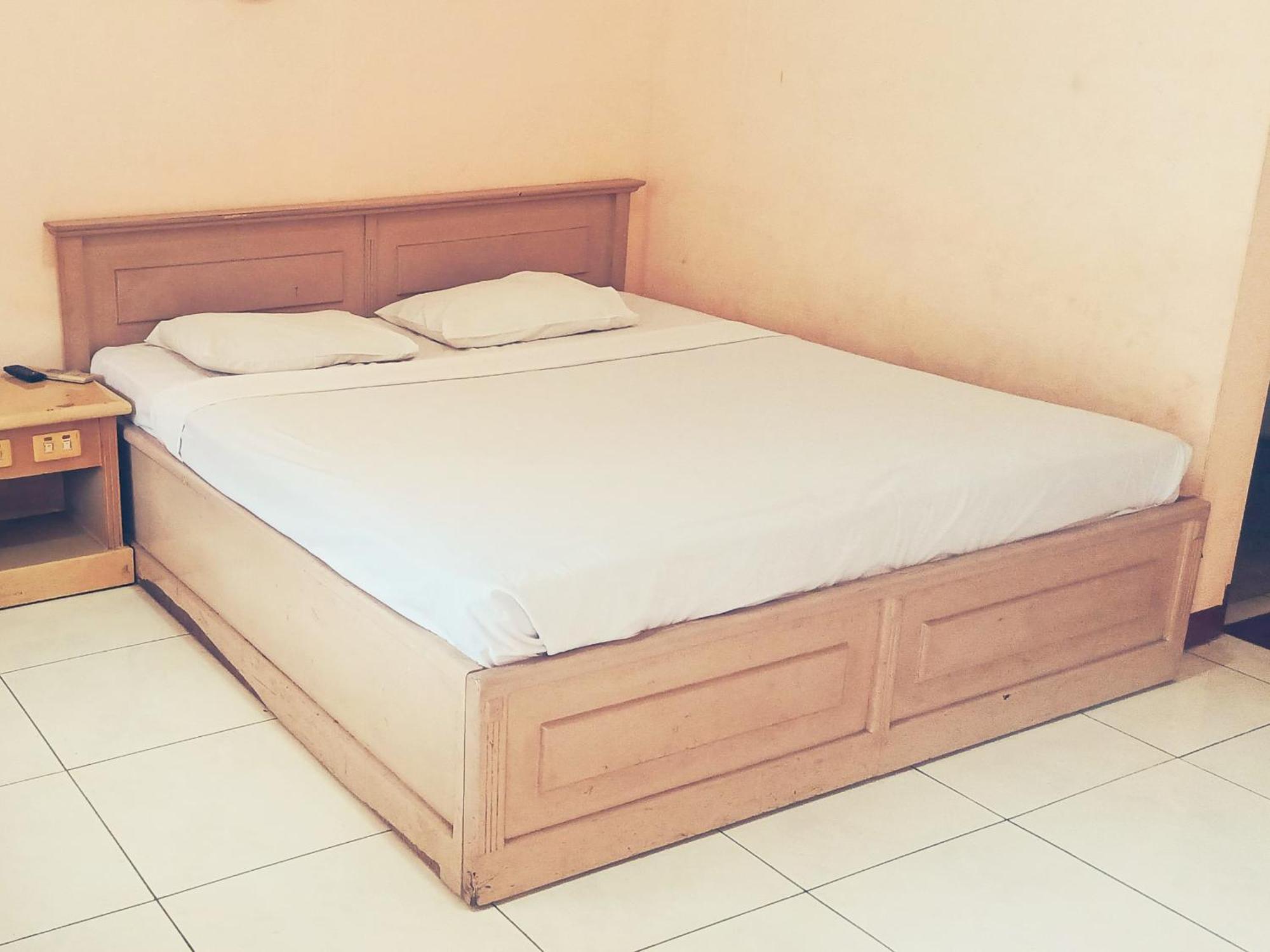 Hotel Wijaya Purwokerto Bagian luar foto